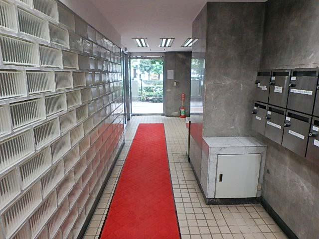 ホール③