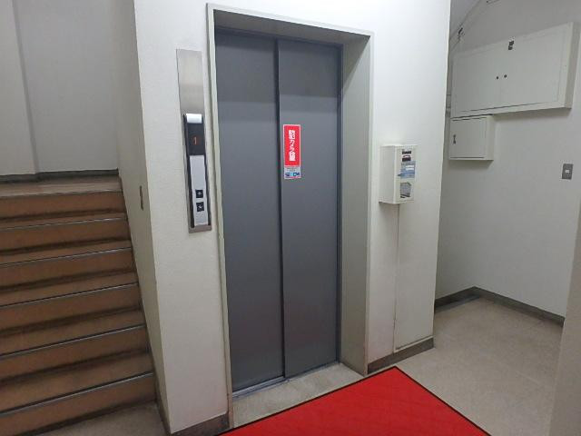 ホール②