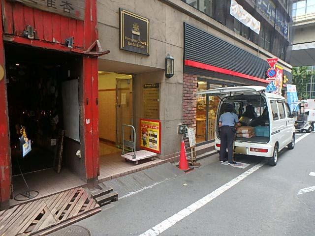 バロックコート池袋エントランス①