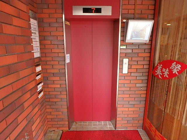 高原ビルホール②