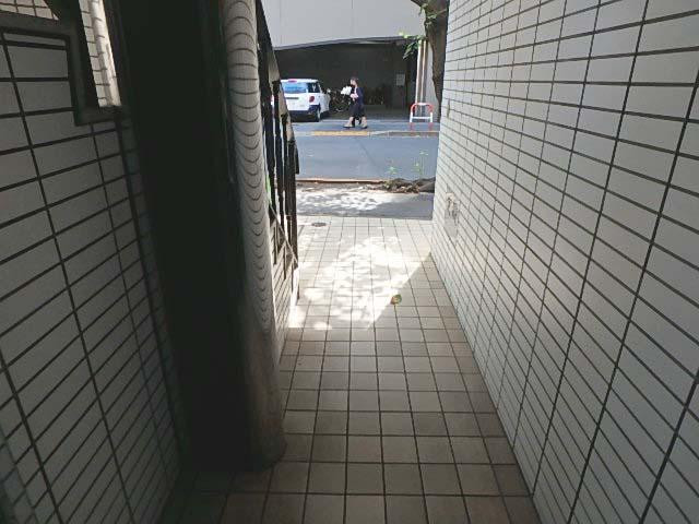 鴨志田ビルホール④