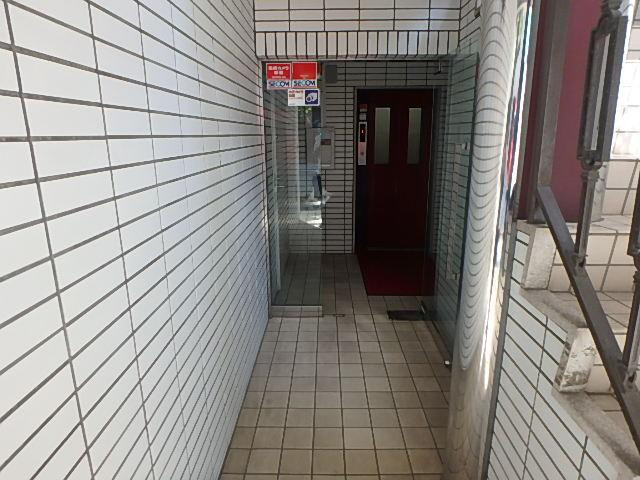鴨志田ビルホール①