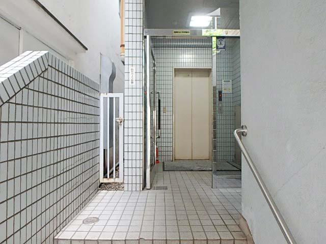 ＨＫアークビルホール①