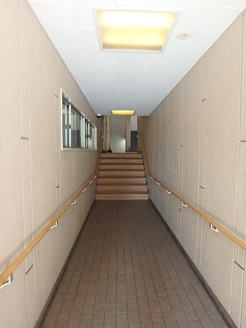 ホール①