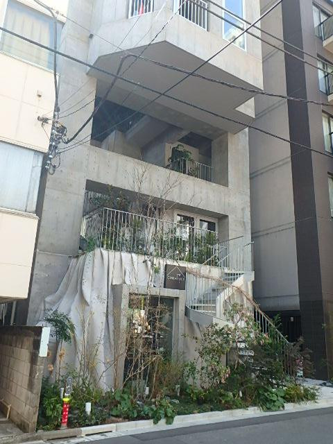 アーバングリーンエントランス①