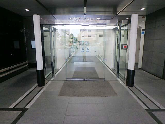 ＪＲＥ南池袋ビルエントランス③