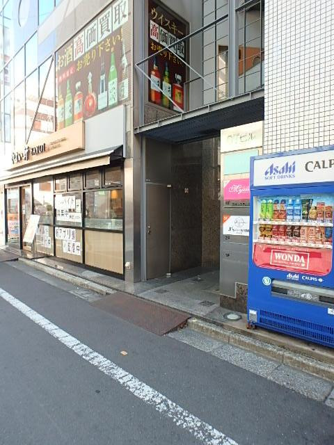 ＳＴビルエントランス①