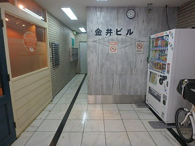 金井ビルホール①