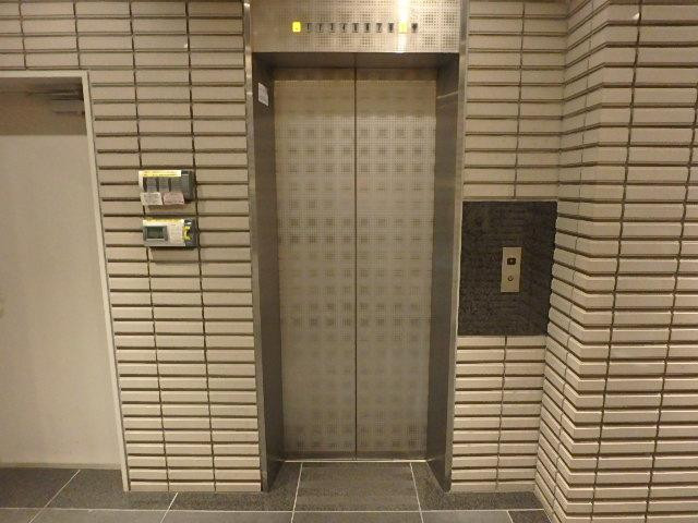 いちご南池袋ビルホール④