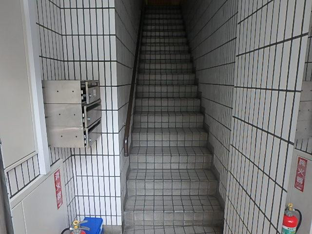 都竹ビルホール①