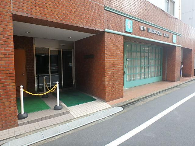 エントランス①