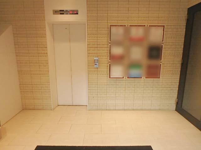 ホール①