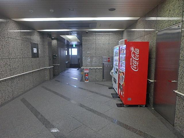 ＨⅠ池袋ビルホール①