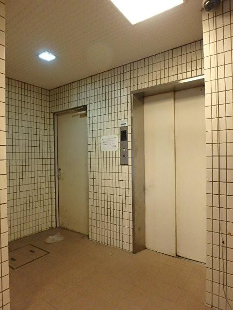 角田ビルホール②