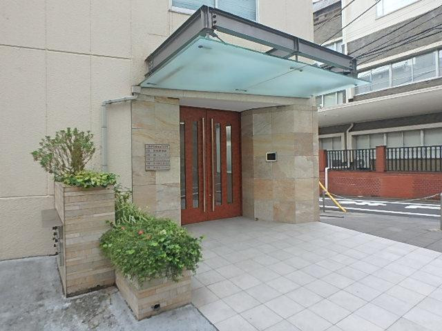 第１野萩ビルエントランス④