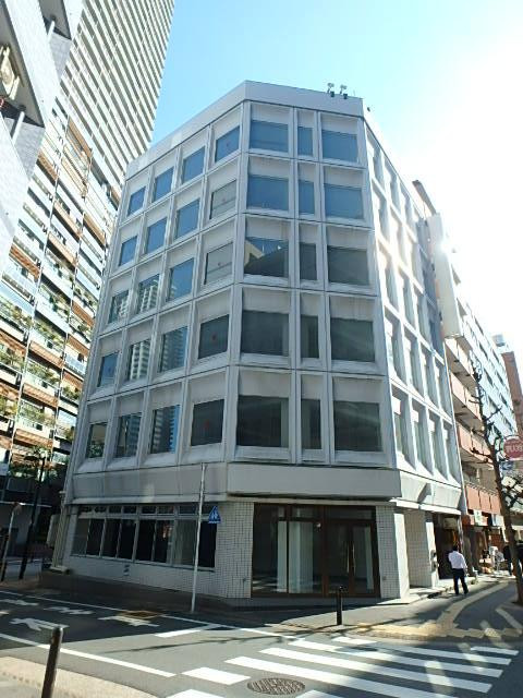 エイビス南池袋外観②