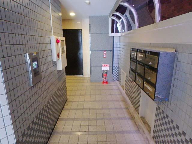 大塚キャリアビルホール①
