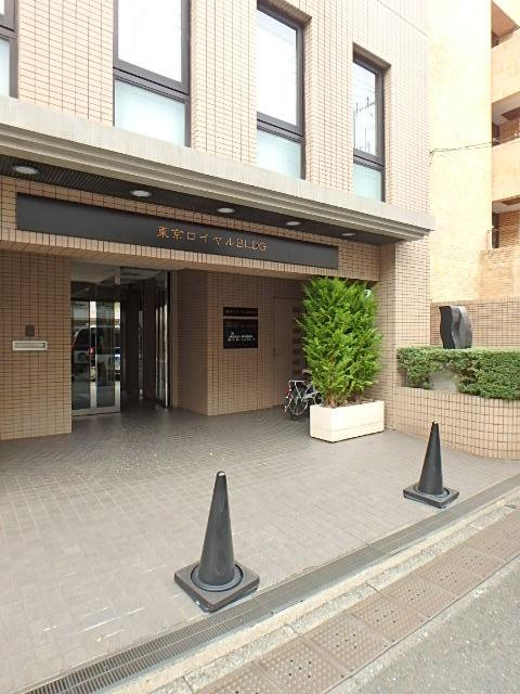 Ｋ＆Ｃビルエントランス②