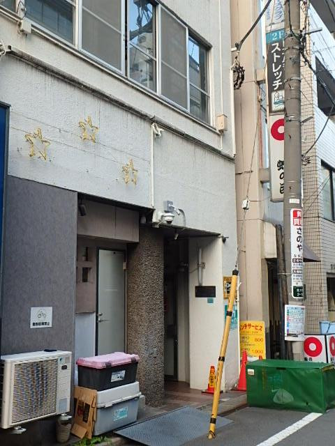 岡部第１ビルエントランス③