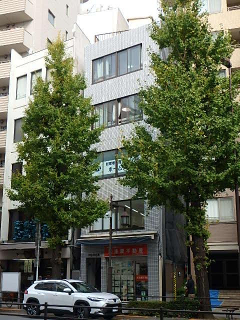 アロマビル外観②