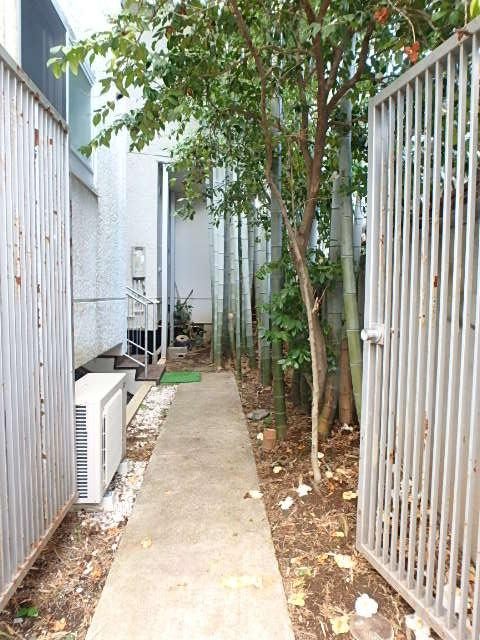 都市研ビルエントランス②