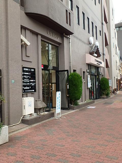 星野館ビルエントランス①