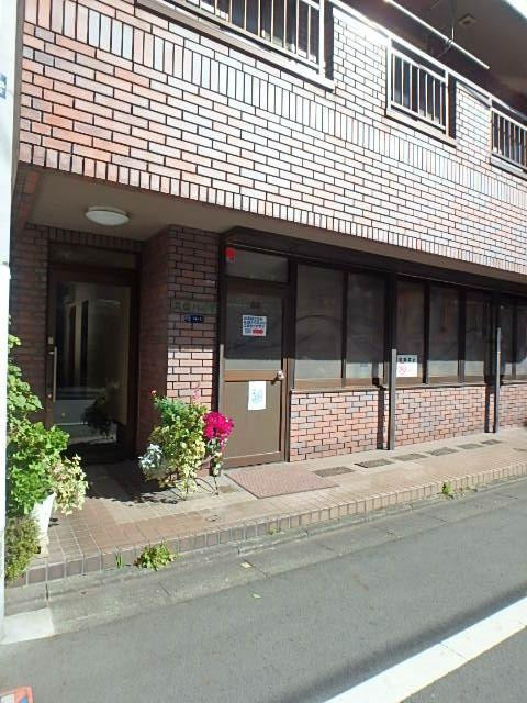 エントランス①