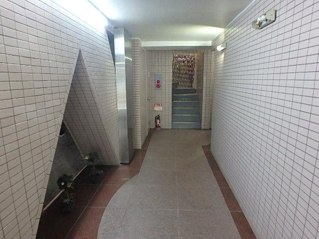 金友堂ビルホール①