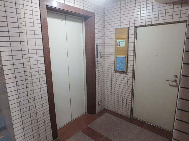 金友堂ビルホール②