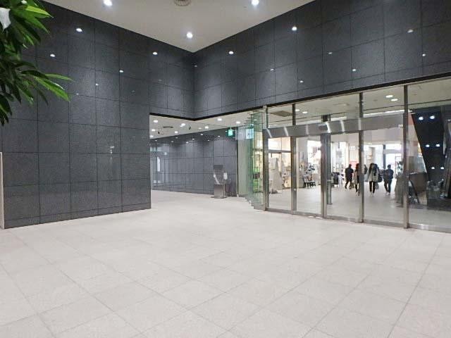 ホール⑤