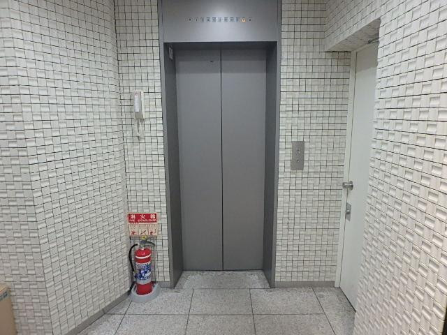 ホール②