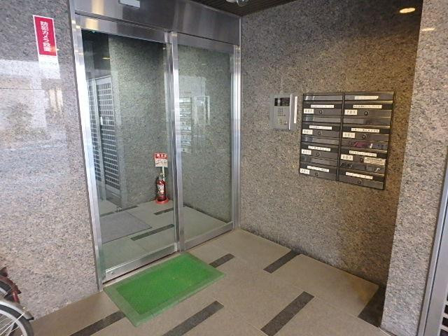 ホール②