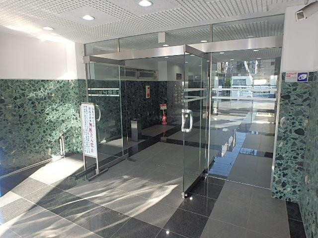 太平町ビルエントランス③