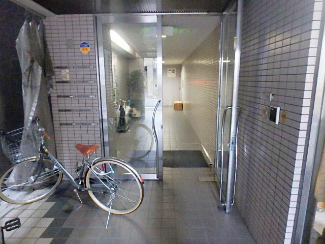 エントランス②