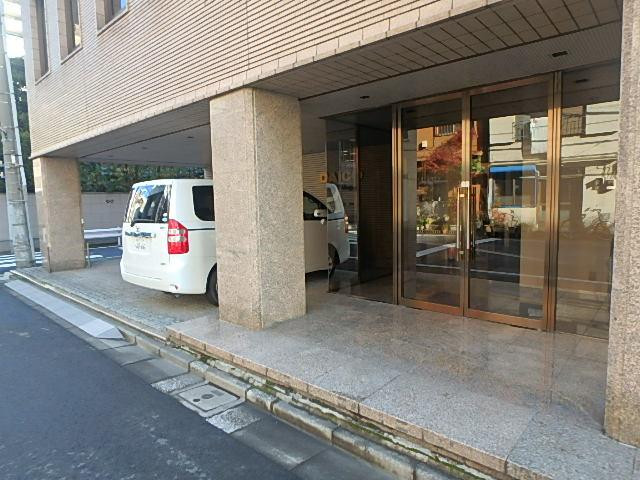 ダイコービルエントランス①