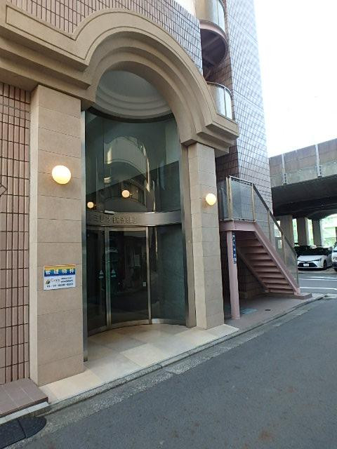 エントランス①