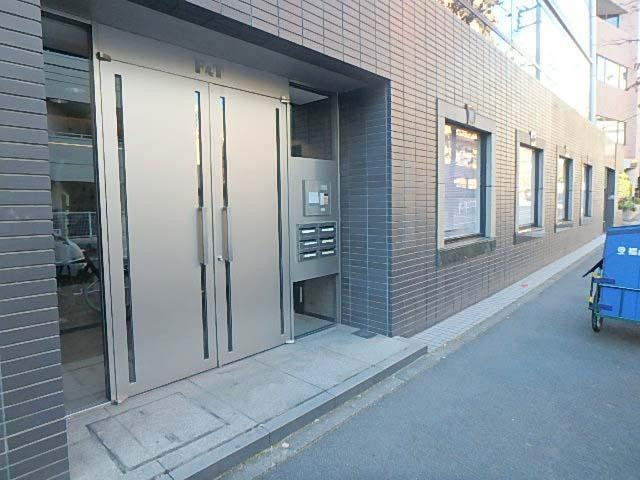 Ｆ＆Ｔビルエントランス①