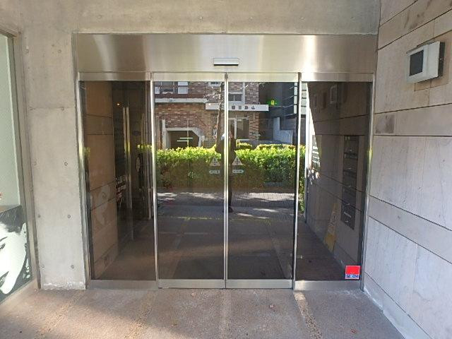 エントランス②