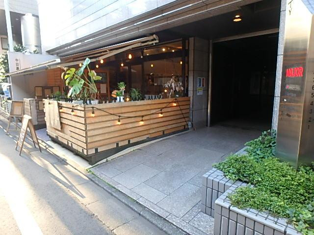 ＴＹビルエントランス①