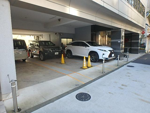 鈴房ビルエントランス④