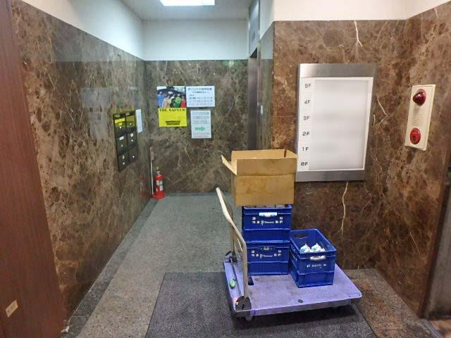 ＮＭビルホール①