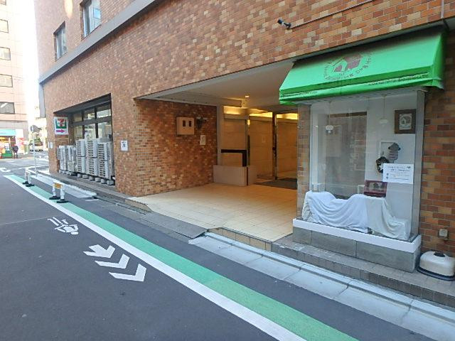 ライオンズマンション中目黒エントランス①