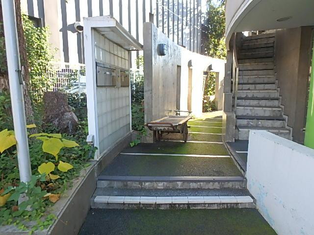 ヴィラ青葉台ホール①