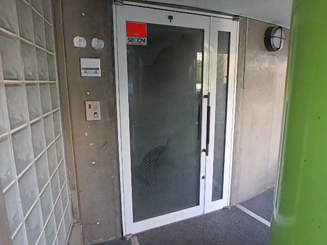 ヴィラ青葉台ホール③