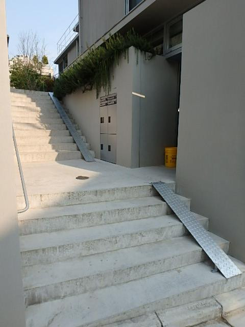 トレリ青葉台エントランス③