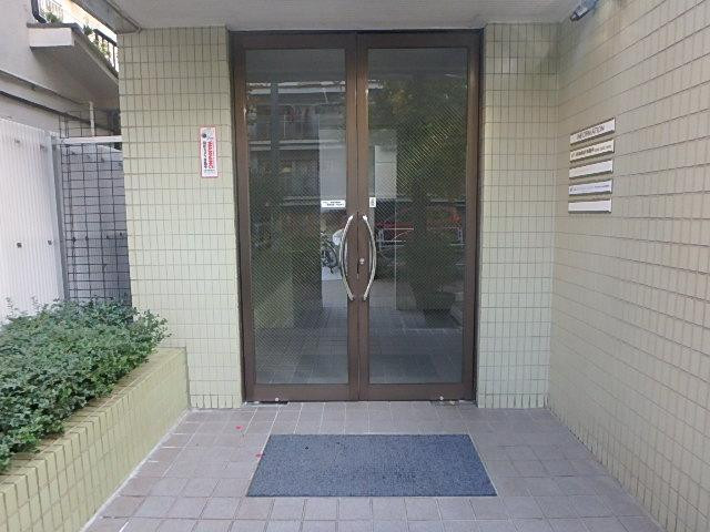 イーストヒルエントランス②