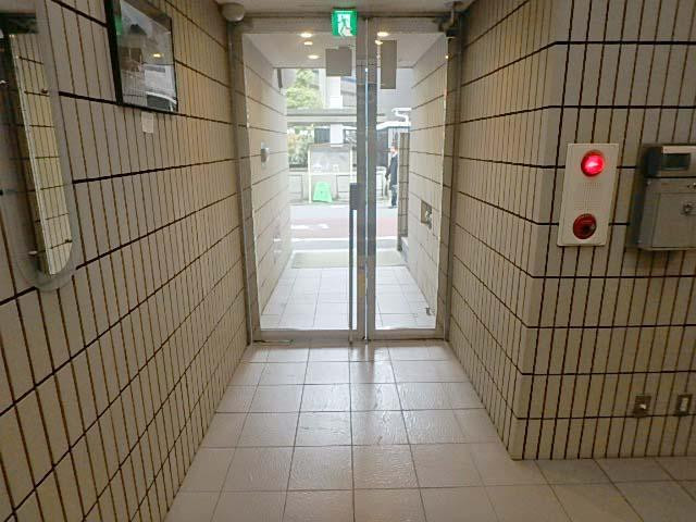ホール③