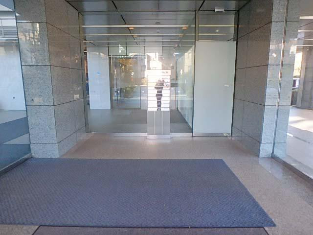 ホール①