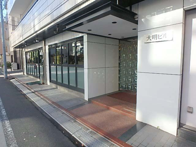 大明ビルエントランス①
