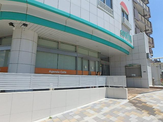 サウスタワービルのエントランス